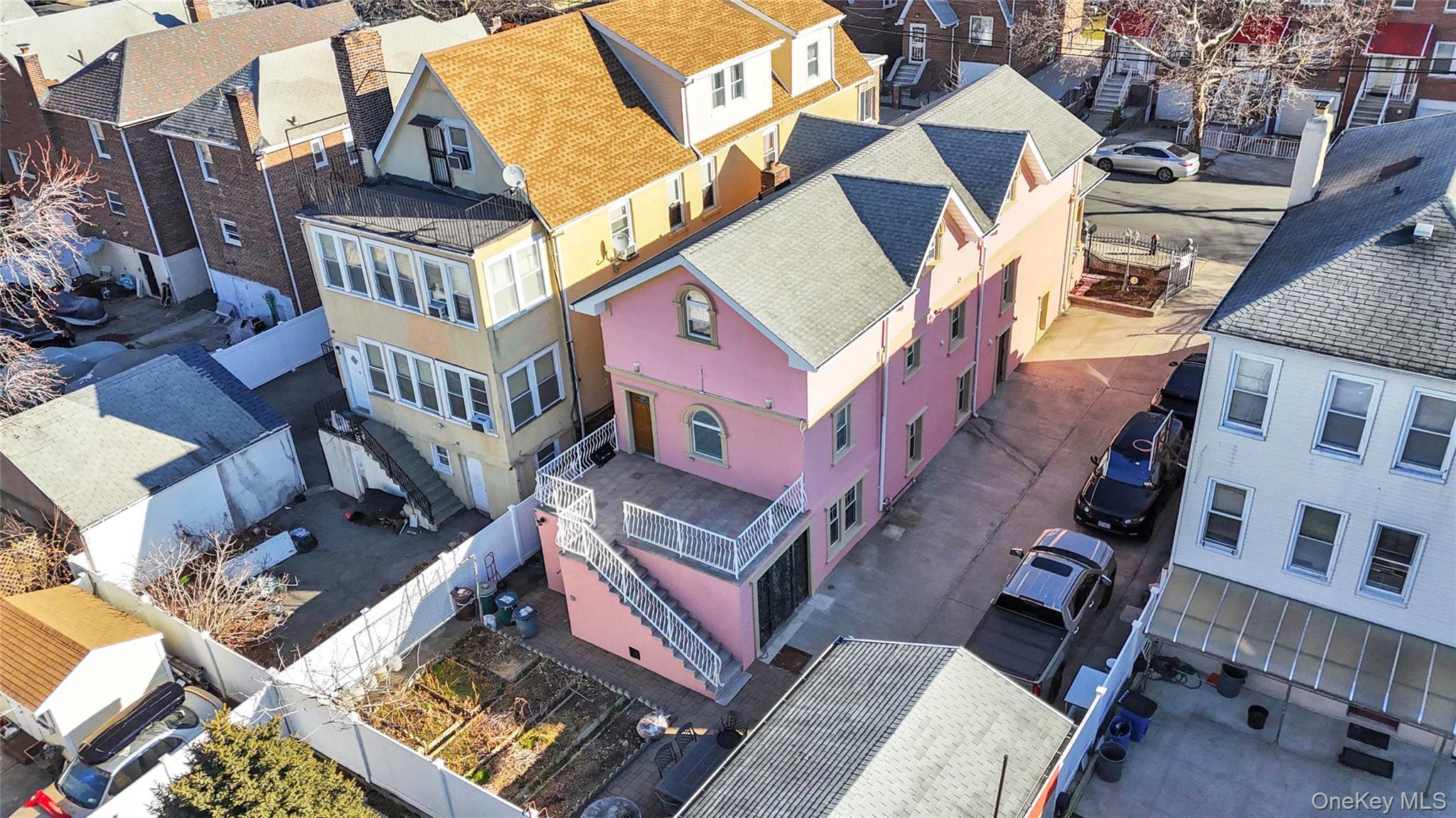 Single Family Morgan Bronx, NY 10469, MLS-951446-32