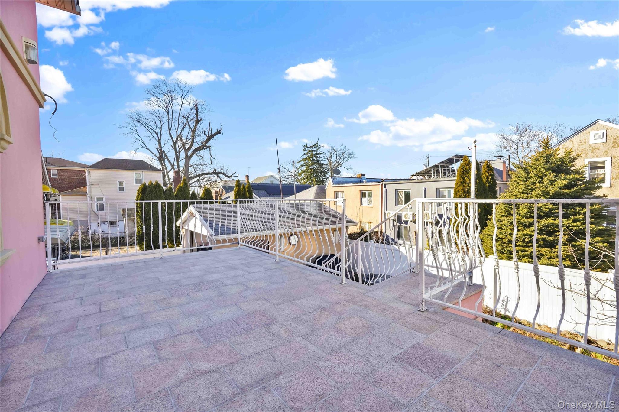 Single Family Morgan Bronx, NY 10469, MLS-951446-8