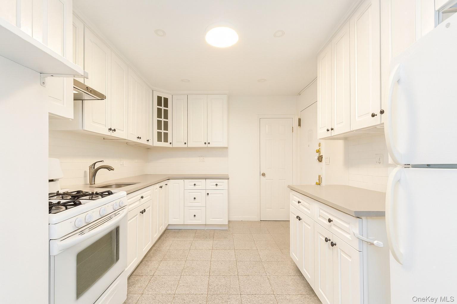 Apartment 38th  Queens, NY 11354, MLS-951454-12