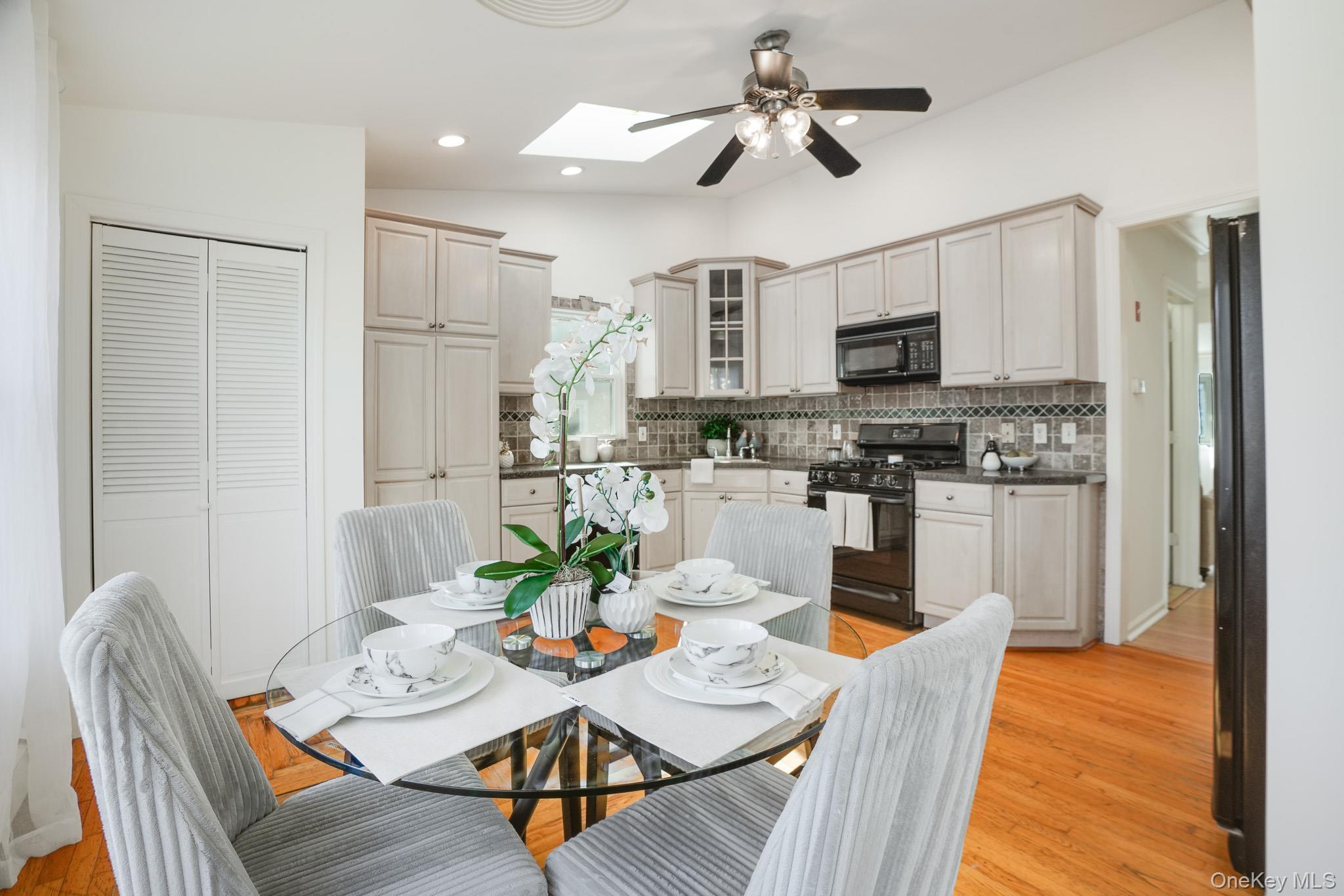 Single Family Old Mill  Westchester County, NY 10598, MLS-951470-10