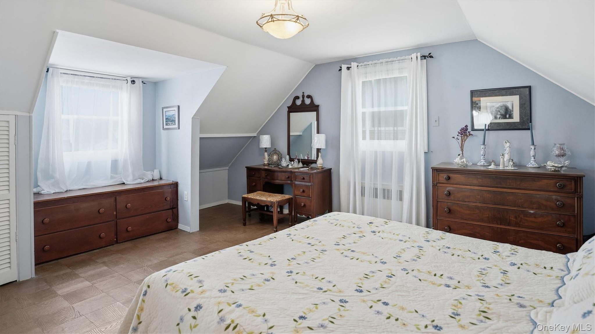 Single Family 251st  Queens, NY 11426, MLS-951476-10