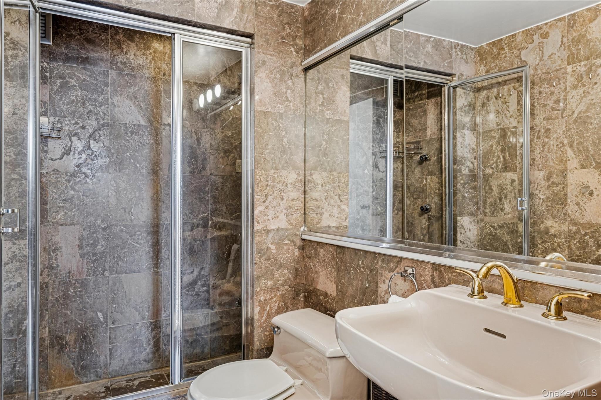 Condo Bay Club Queens, NY 11360, MLS-951481-13