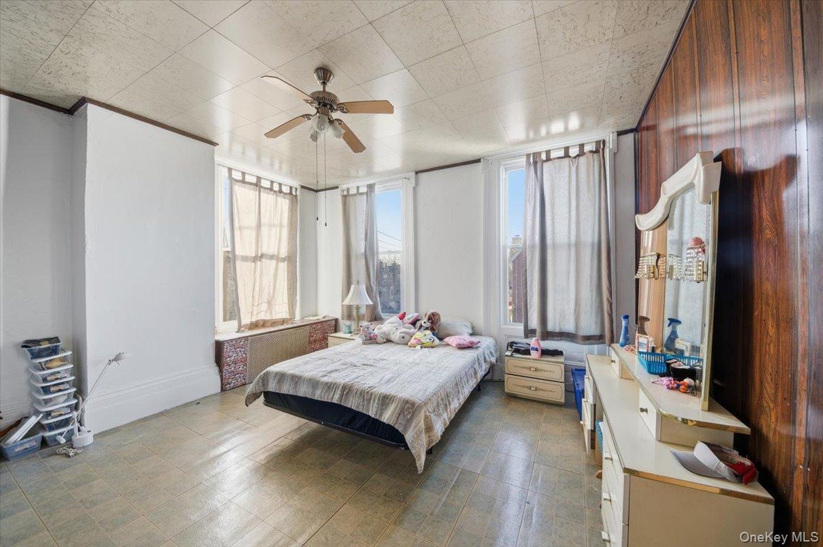 Single Family Woodhull  Bronx, NY 10469, MLS-951494-17