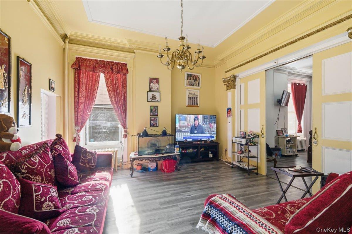 Single Family Woodhull  Bronx, NY 10469, MLS-951494-6