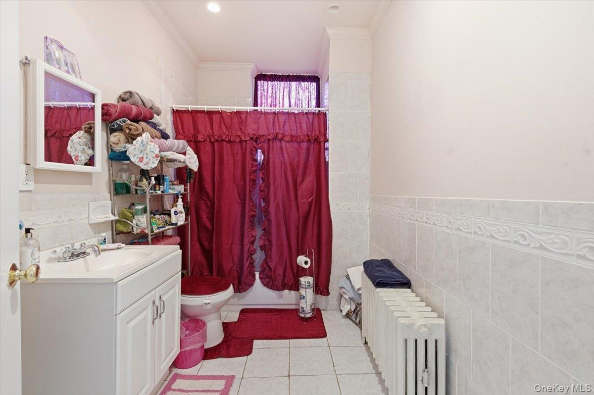 Single Family Woodhull  Bronx, NY 10469, MLS-951494-7