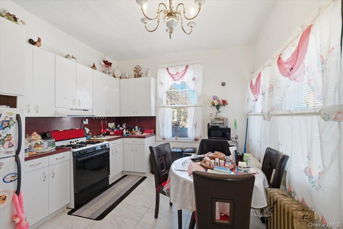 Single Family Woodhull  Bronx, NY 10469, MLS-951494-8