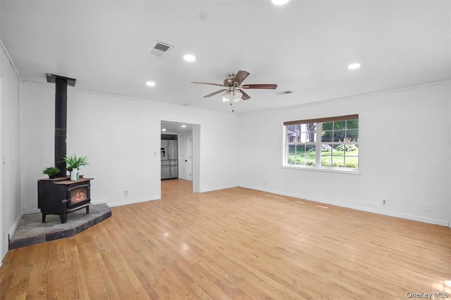 Single Family Farmingdale  Orange County, NY 12721, MLS-951551-4