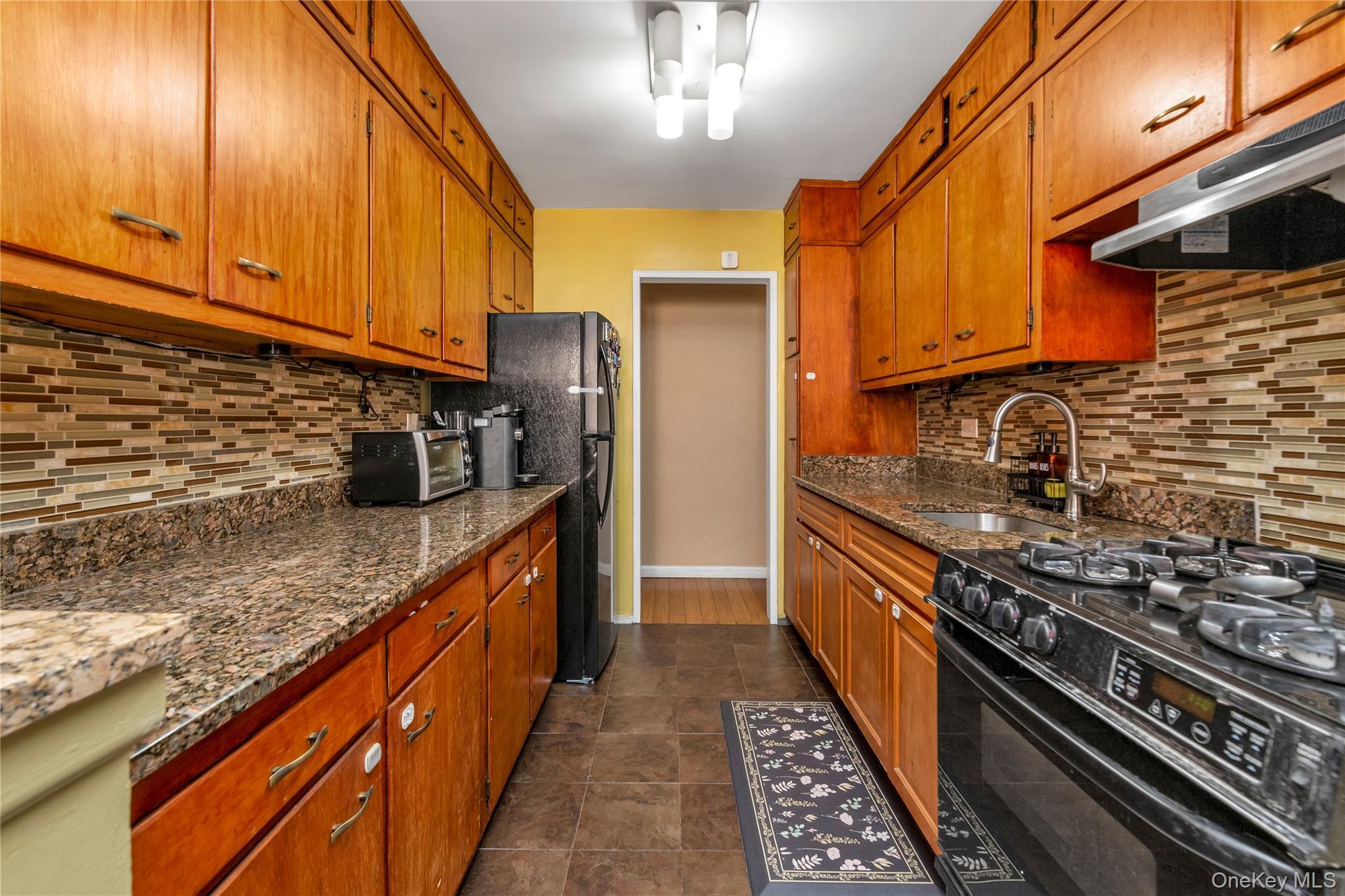 Coop 60 Ave  Queens, NY 11368, MLS-951554-10