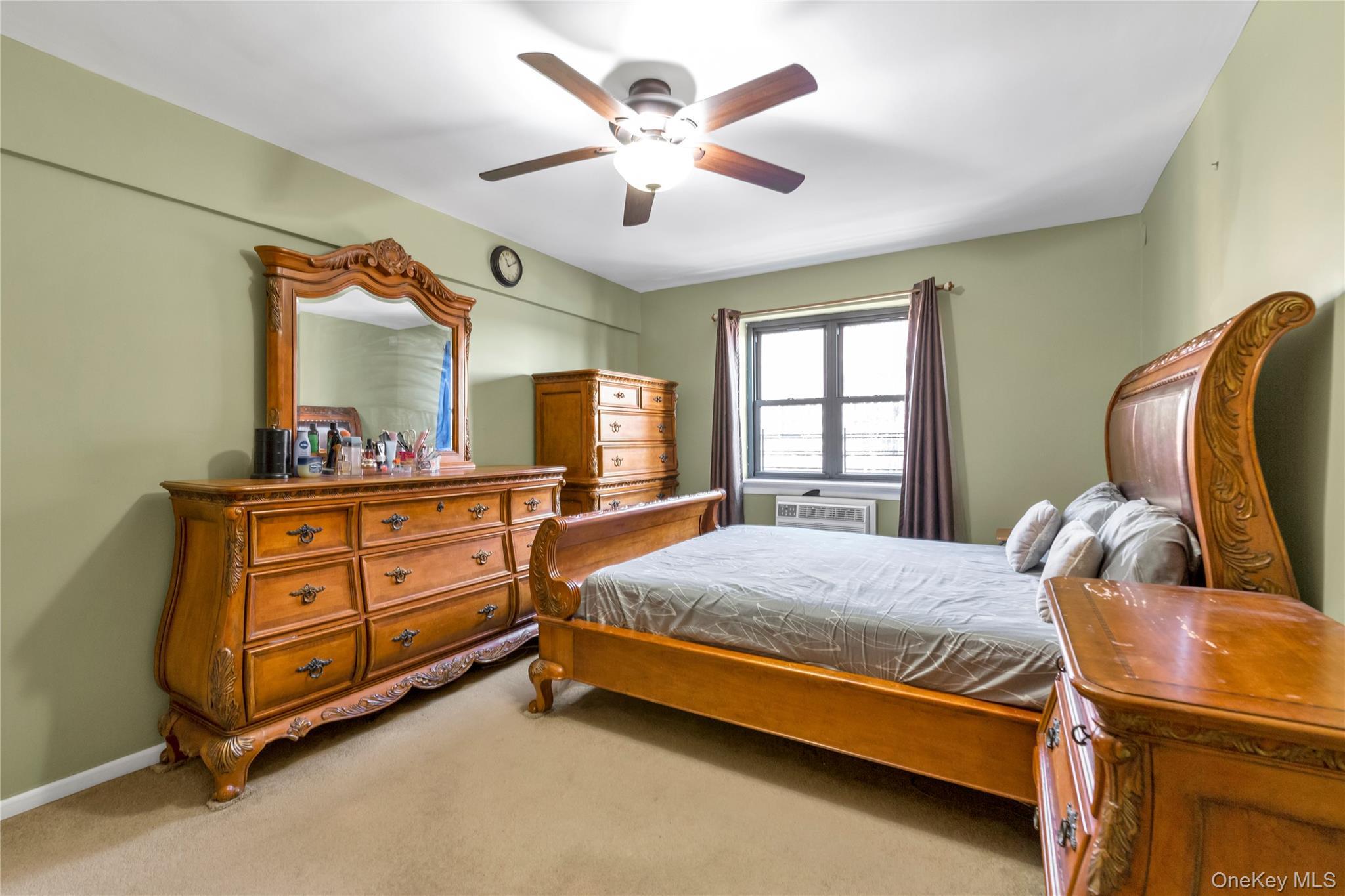 Coop 60 Ave  Queens, NY 11368, MLS-951554-11