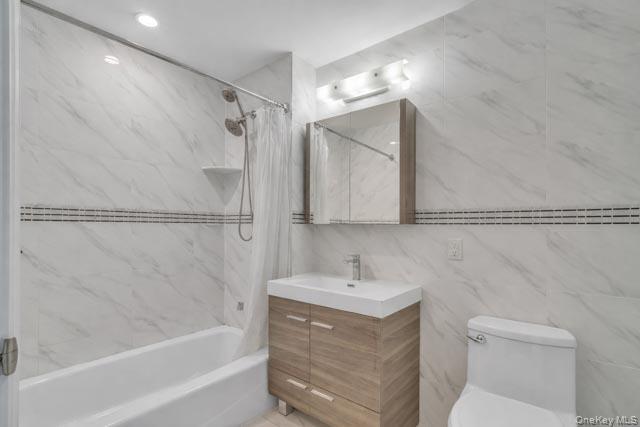 Condo 83 Queens, NY 11373, MLS-951570-10