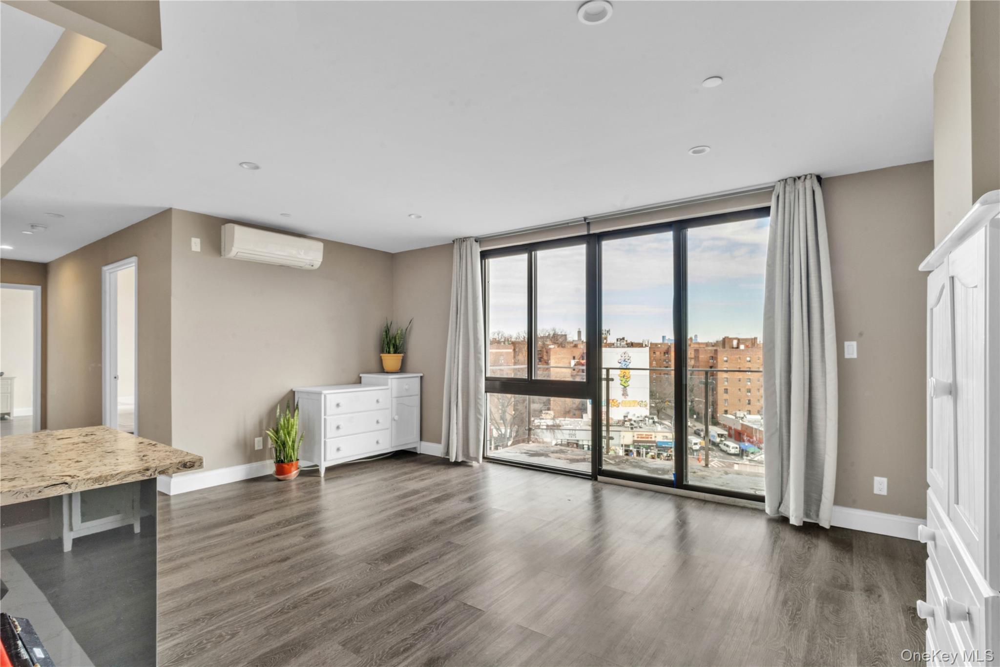 Condo 83 Queens, NY 11373, MLS-951570-4