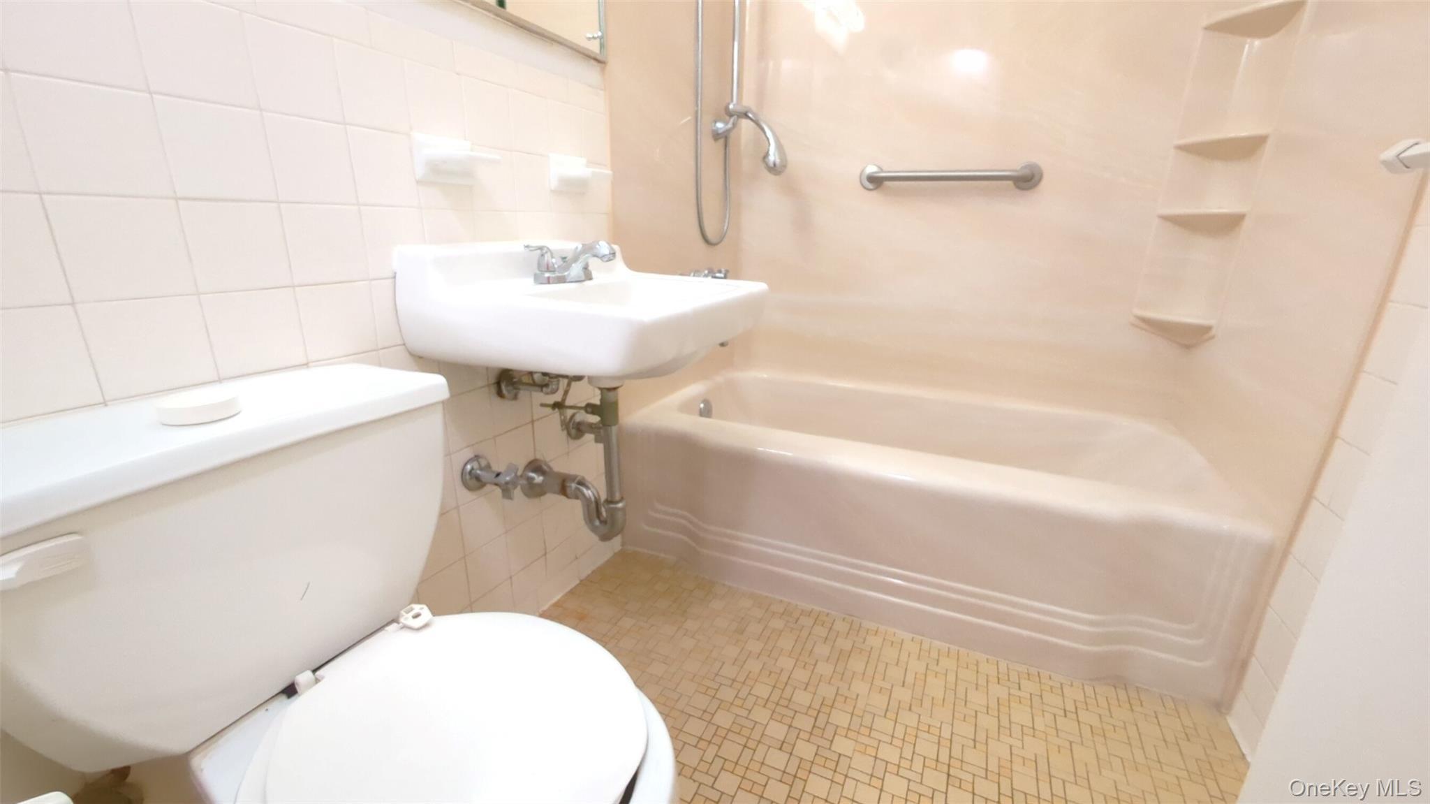 Coop 25th Manhattan, NY 10010, MLS-951571-14