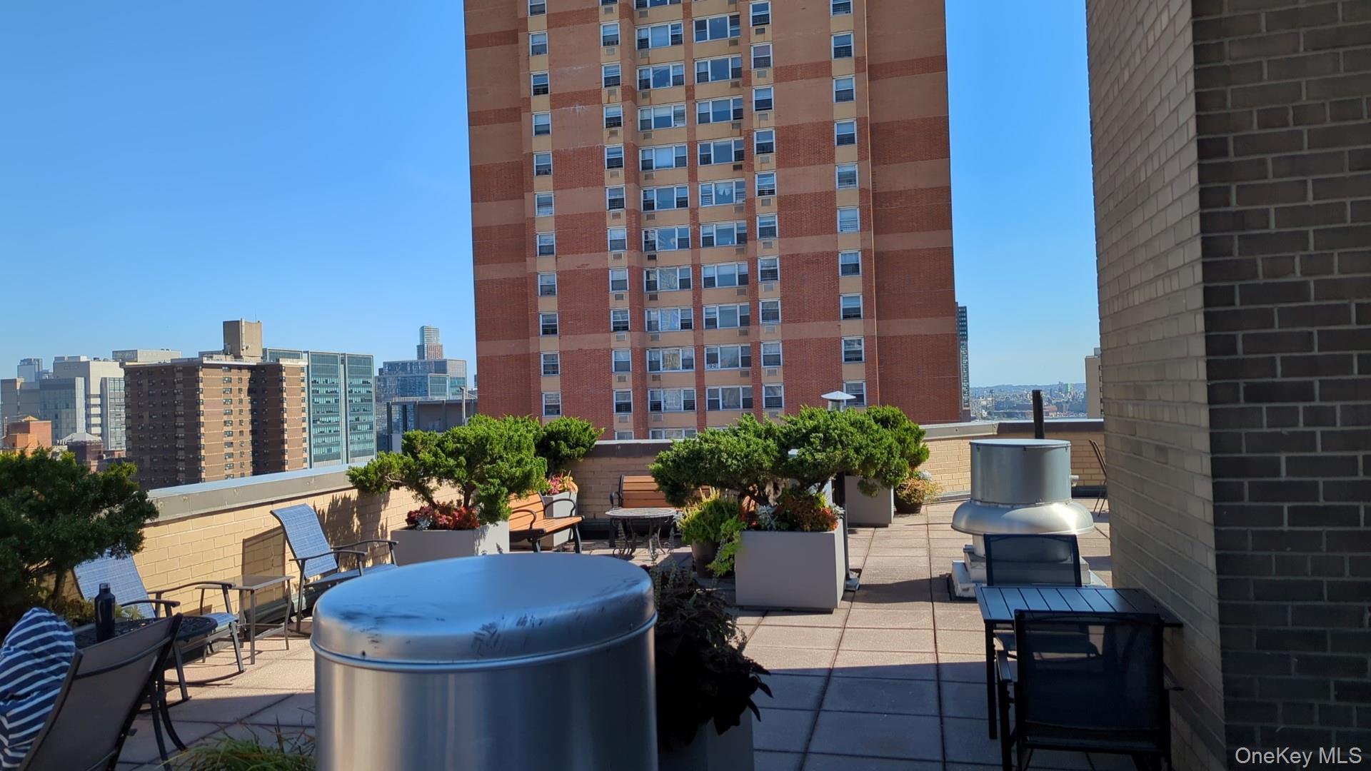 Coop 25th Manhattan, NY 10010, MLS-951571-16