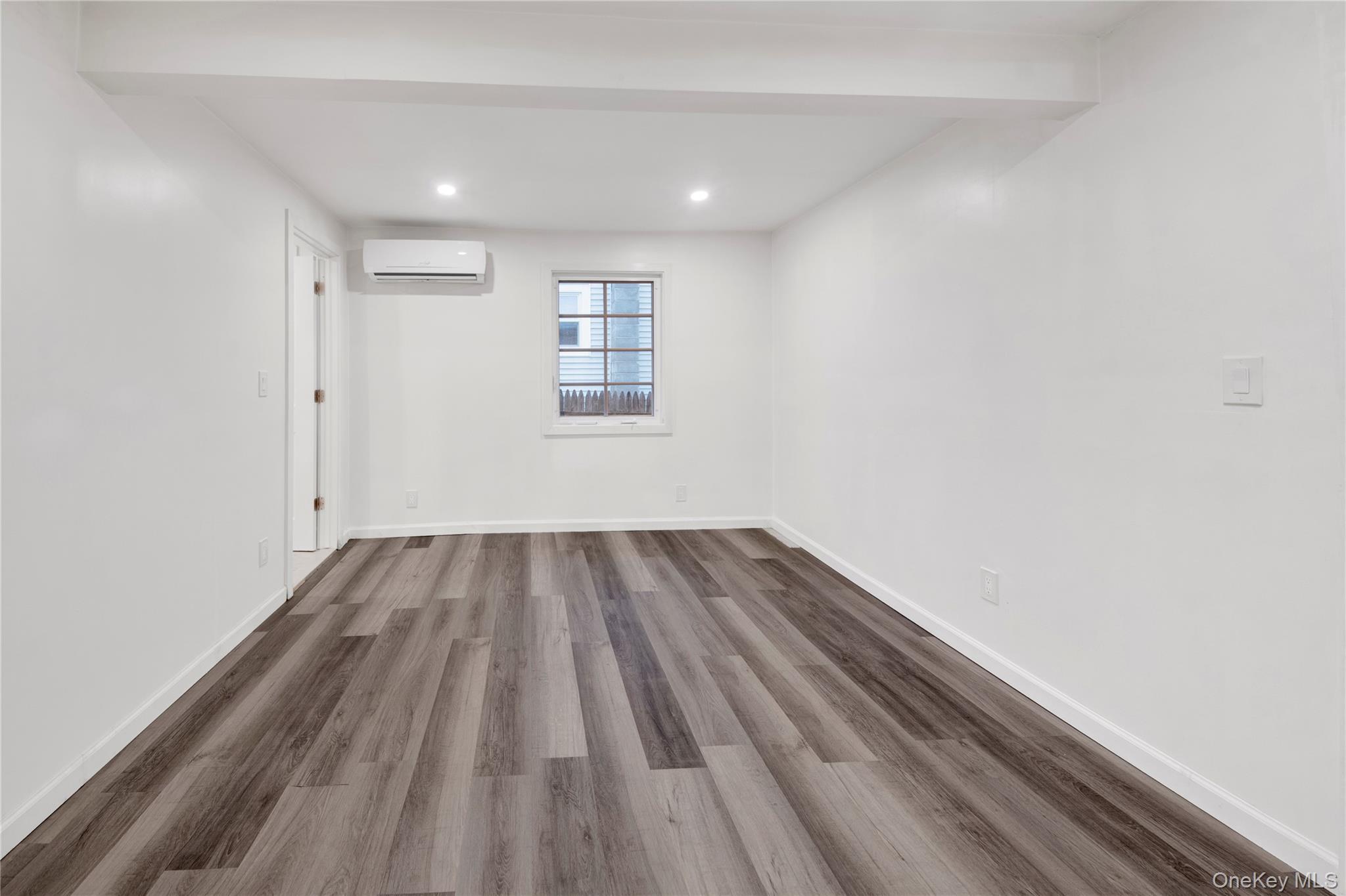 Single Family Pierpont Orange County, NY 12550, MLS-951602-15