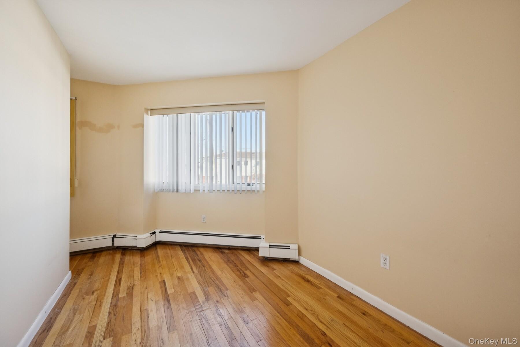 Single Family 99th Queens, NY 11414, MLS-951630-28