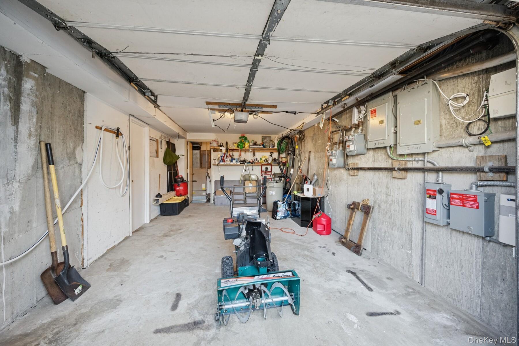 Single Family 99th Queens, NY 11414, MLS-951630-38