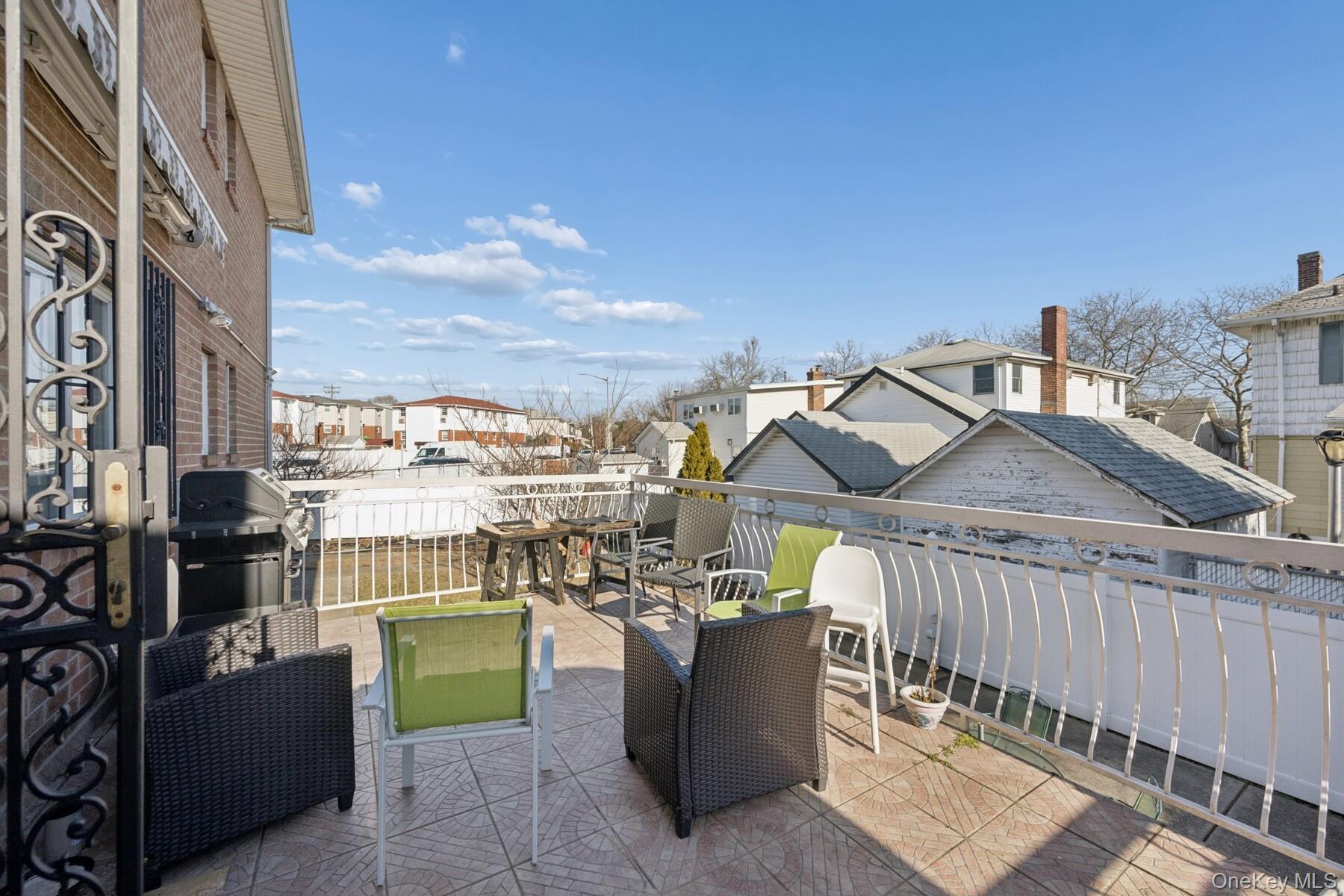 Single Family 99th Queens, NY 11414, MLS-951630-9