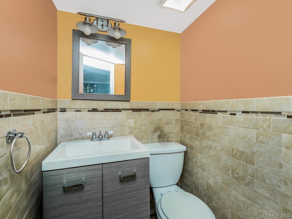 Single Family 179th Bronx, NY 10453, MLS-951652-17