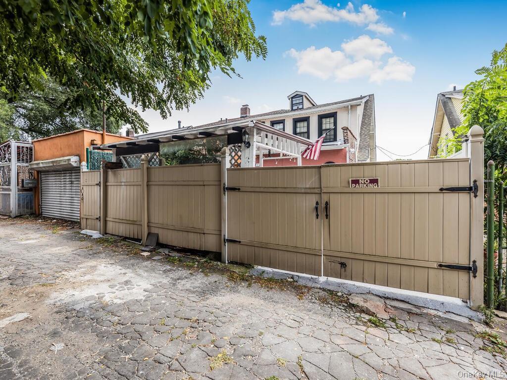 Single Family 179th Bronx, NY 10453, MLS-951652-29
