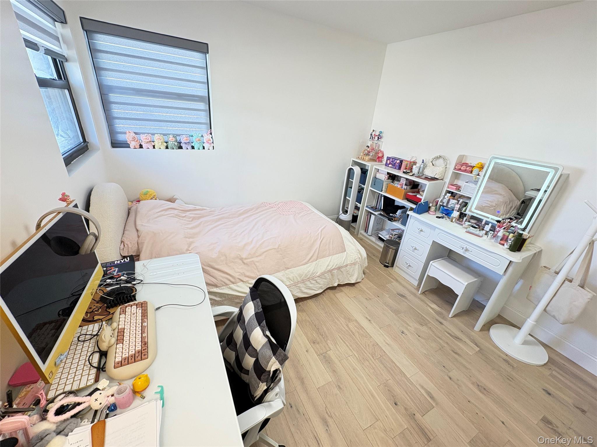 Single Family Morgan  Queens, NY 11363, MLS-951715-19