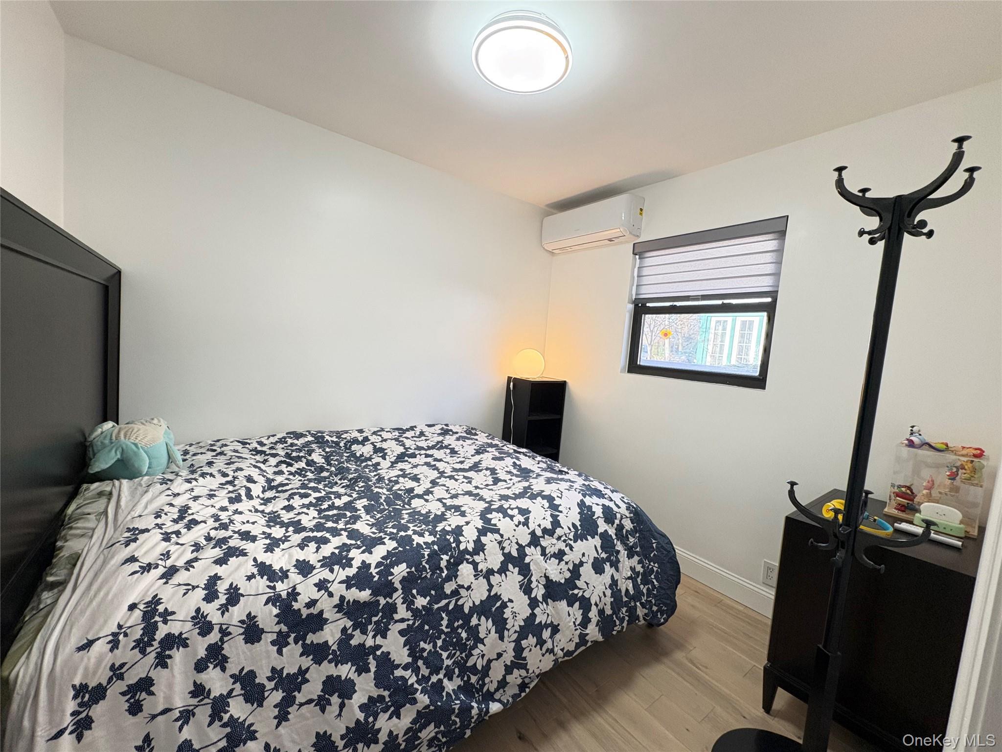 Single Family Morgan  Queens, NY 11363, MLS-951715-24