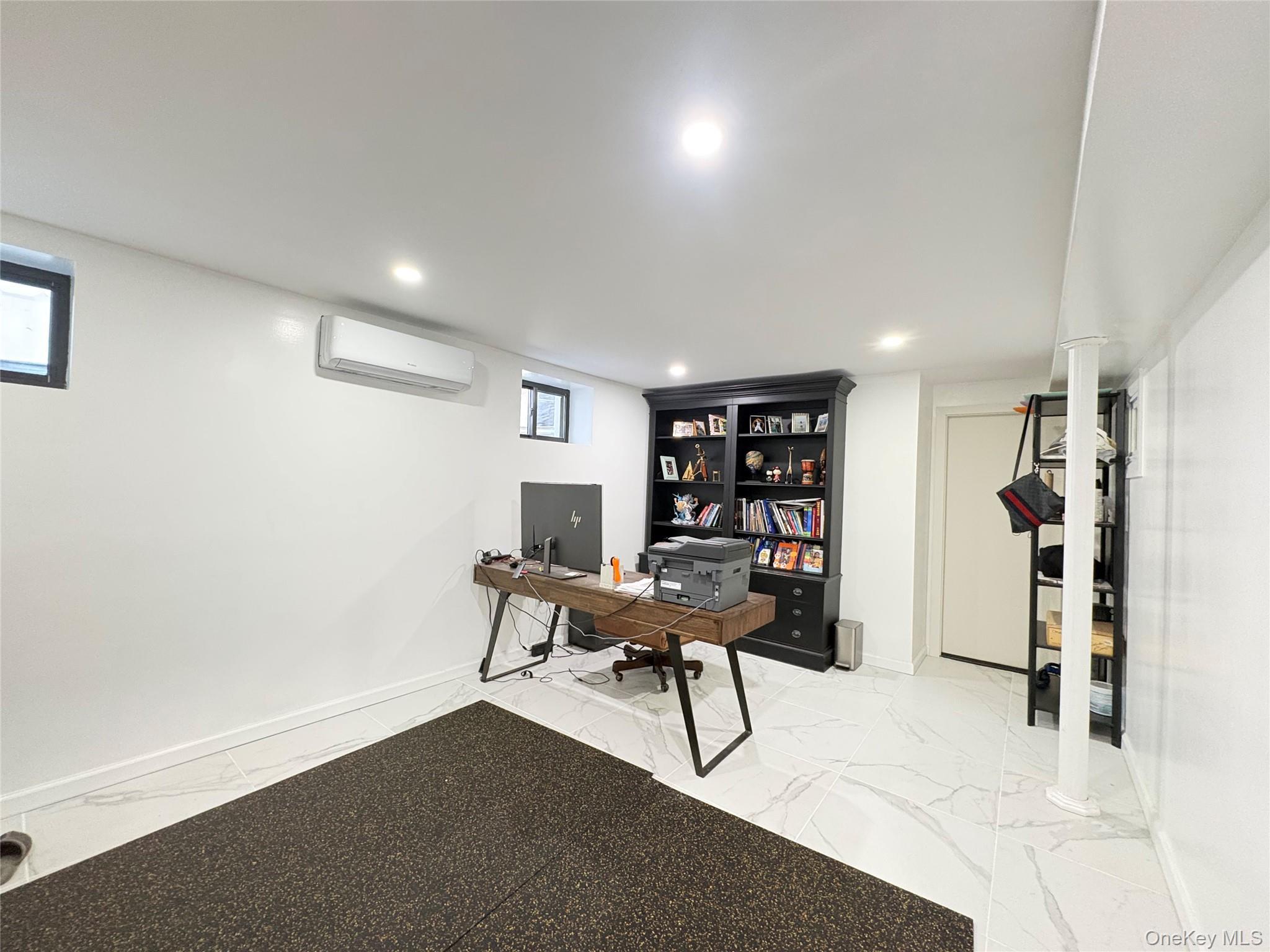 Single Family Morgan  Queens, NY 11363, MLS-951715-32