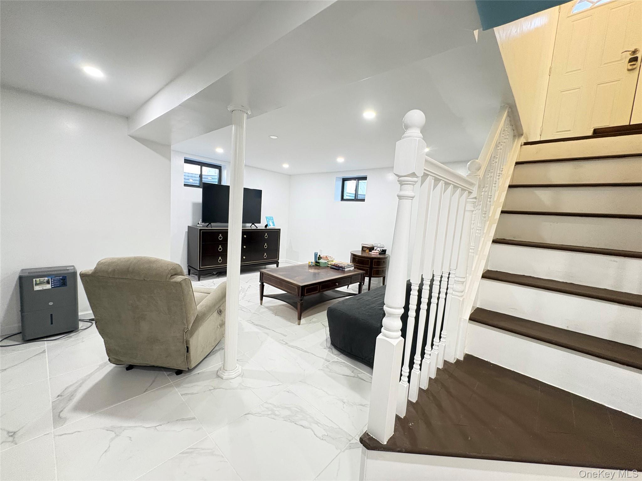 Single Family Morgan  Queens, NY 11363, MLS-951715-34