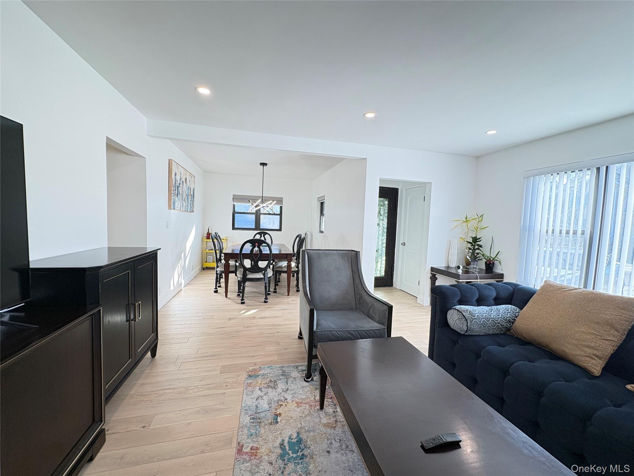 Single Family Morgan  Queens, NY 11363, MLS-951715-4