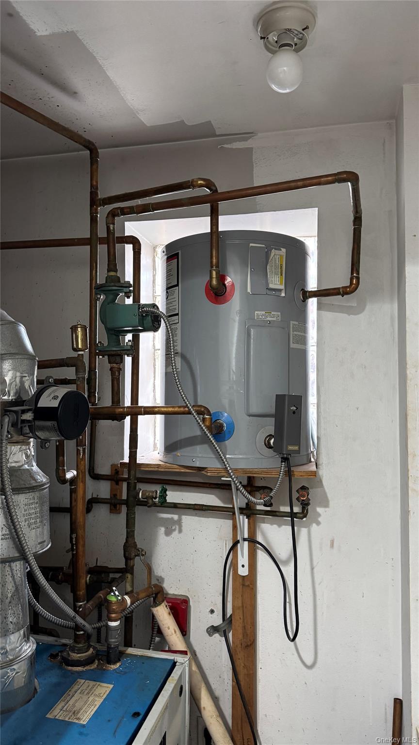 Condo Union  Queens, NY 11355, MLS-951720-8