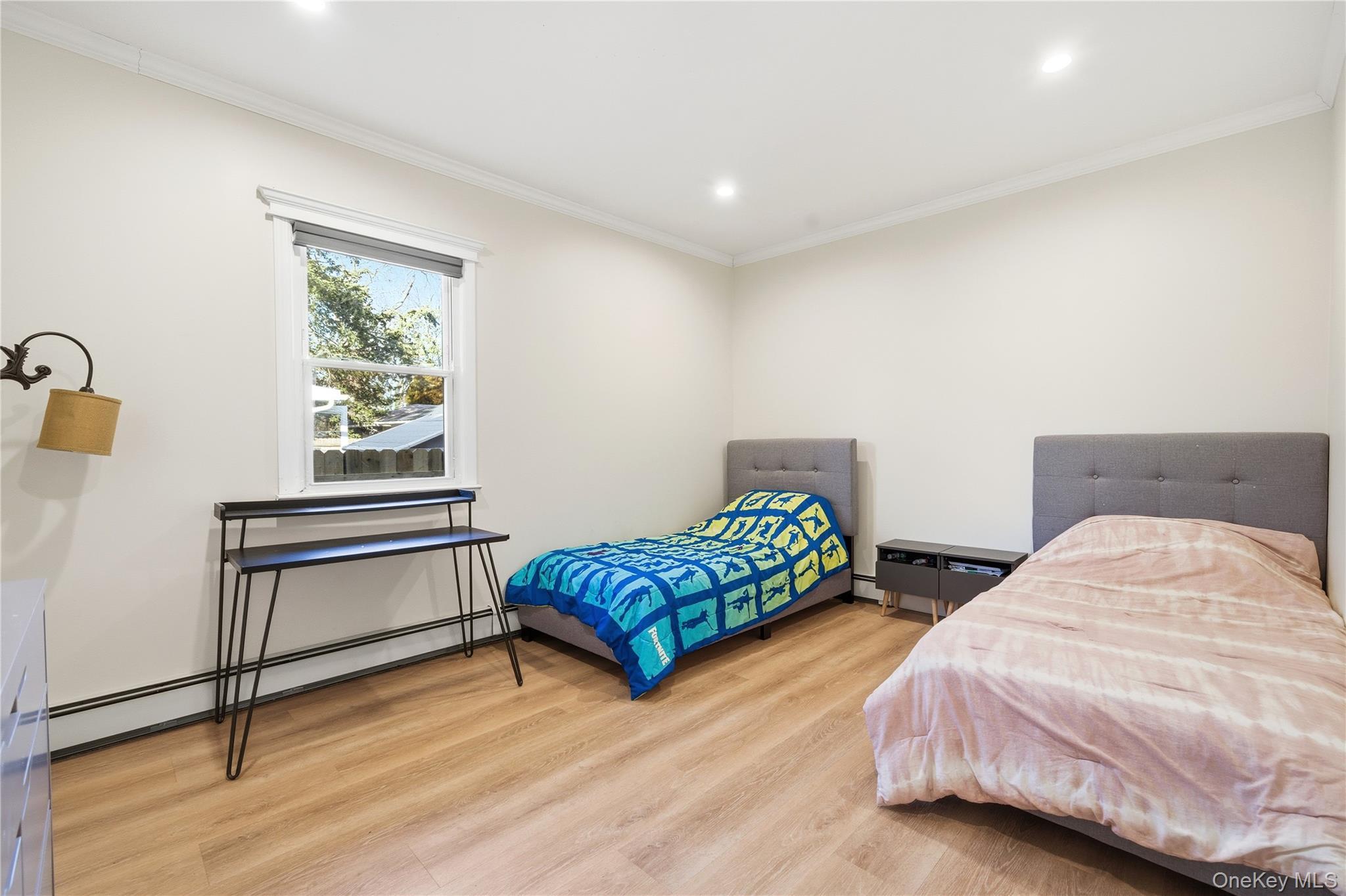 Single Family Side Suffolk County, NY 11792, MLS-951735-15