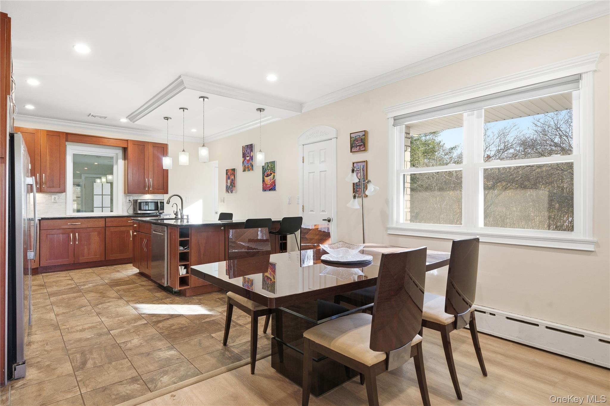 Single Family Side Suffolk County, NY 11792, MLS-951735-7