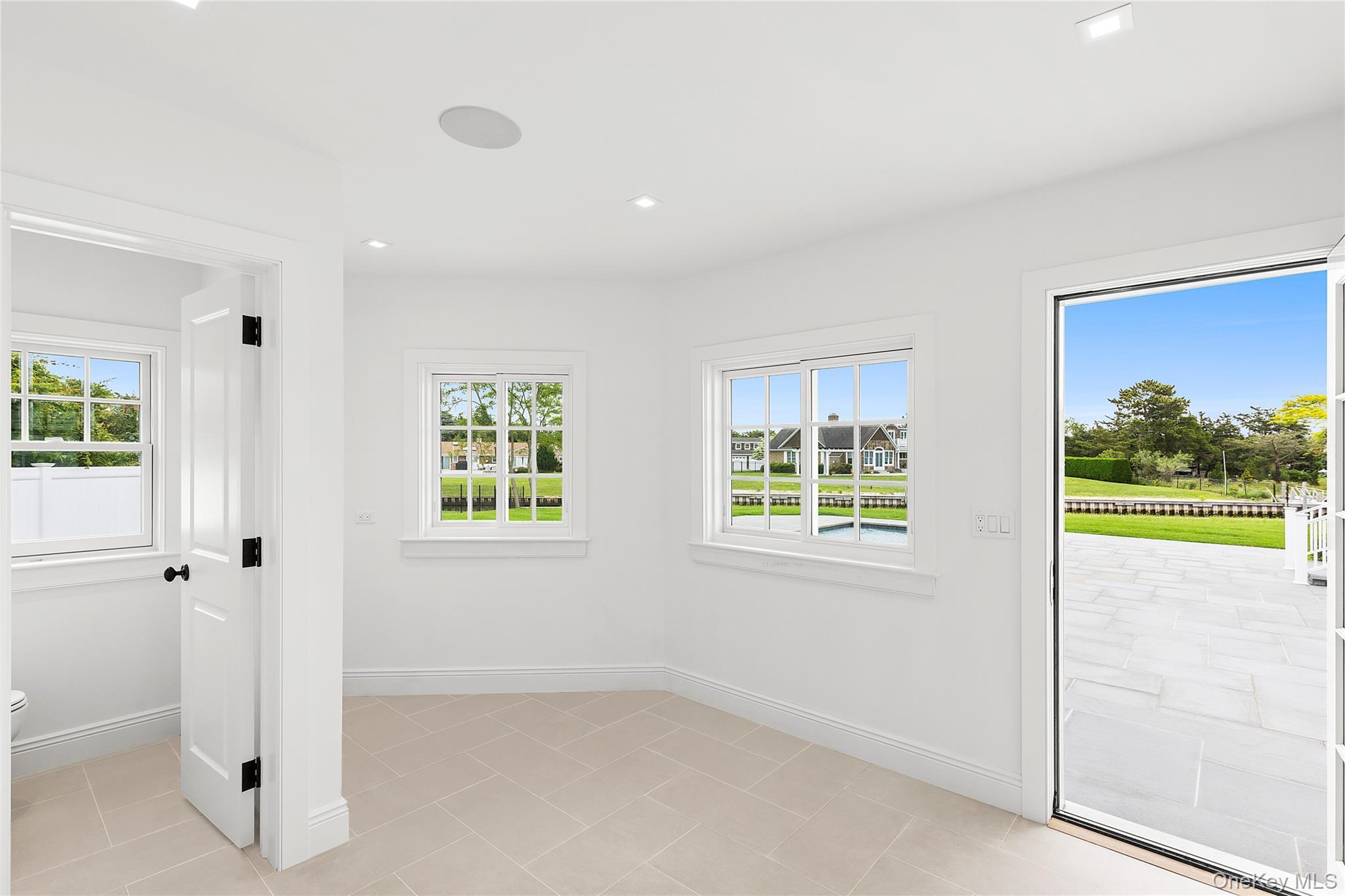 Single Family Club Lane Suffolk County, NY 11960, MLS-951785-28