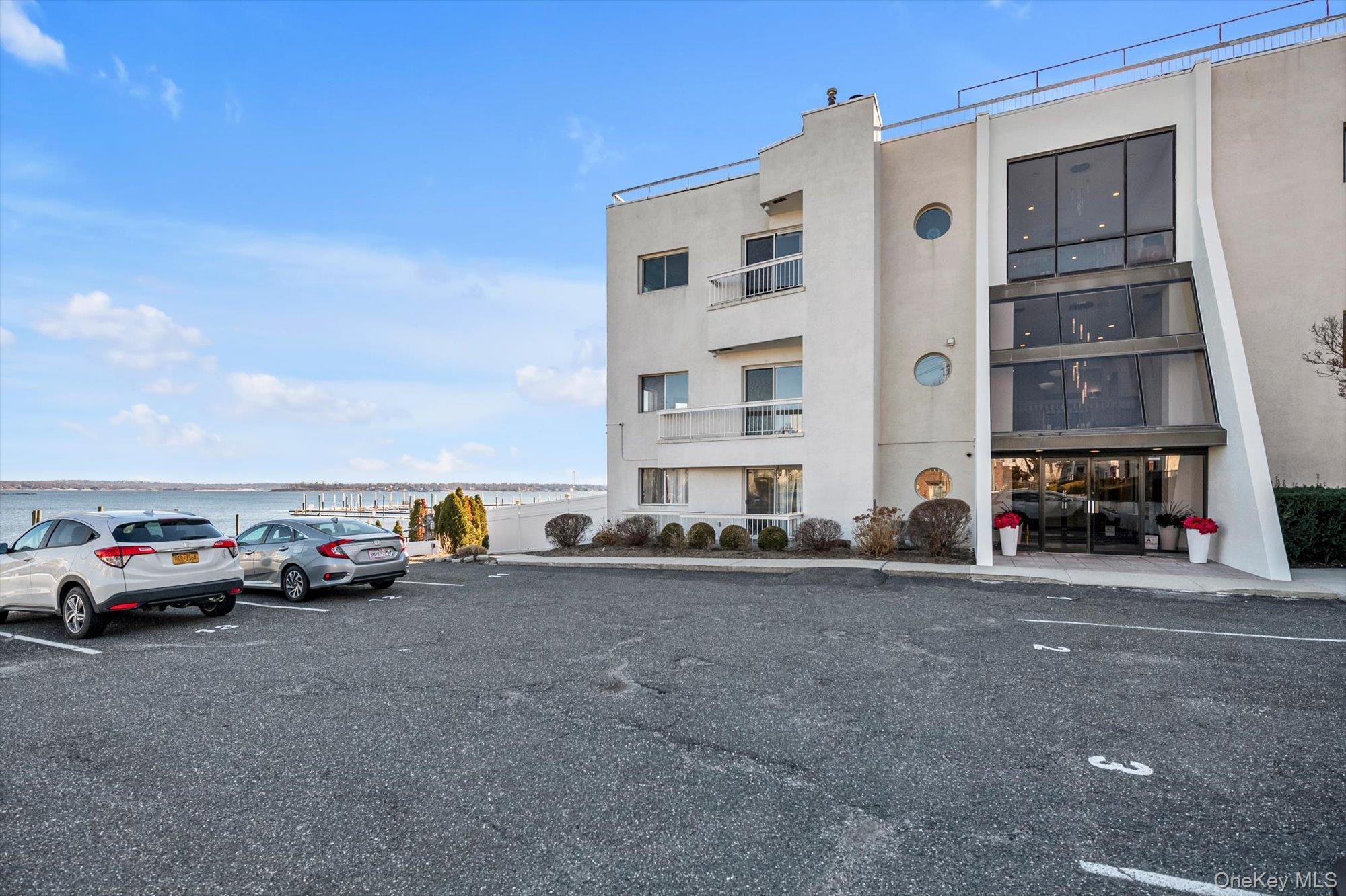 Condo Schofield  Bronx, NY 10464, MLS-951800-15