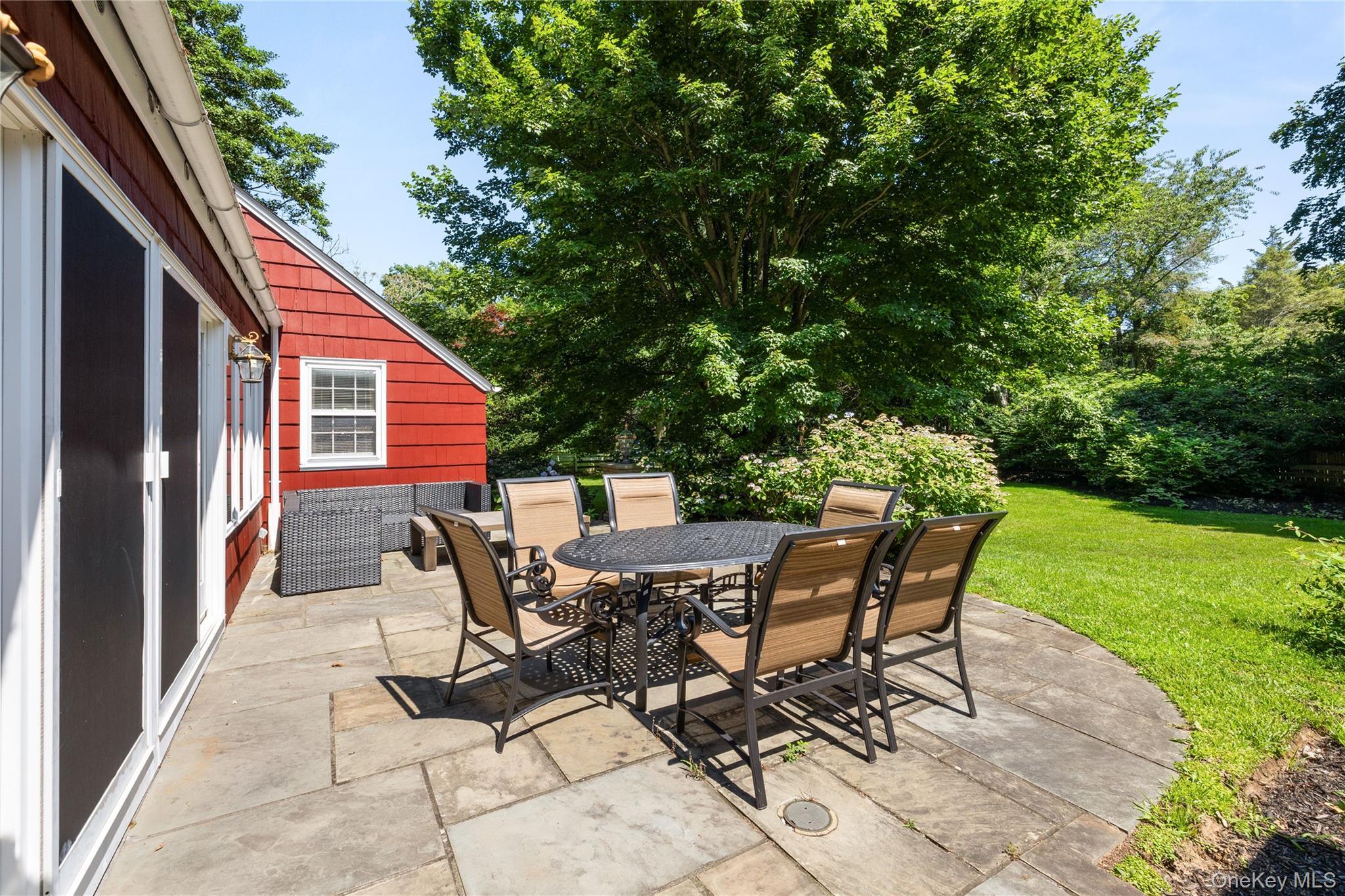Single Family Pine Neck Road Suffolk County, NY 11971, MLS-951805-25