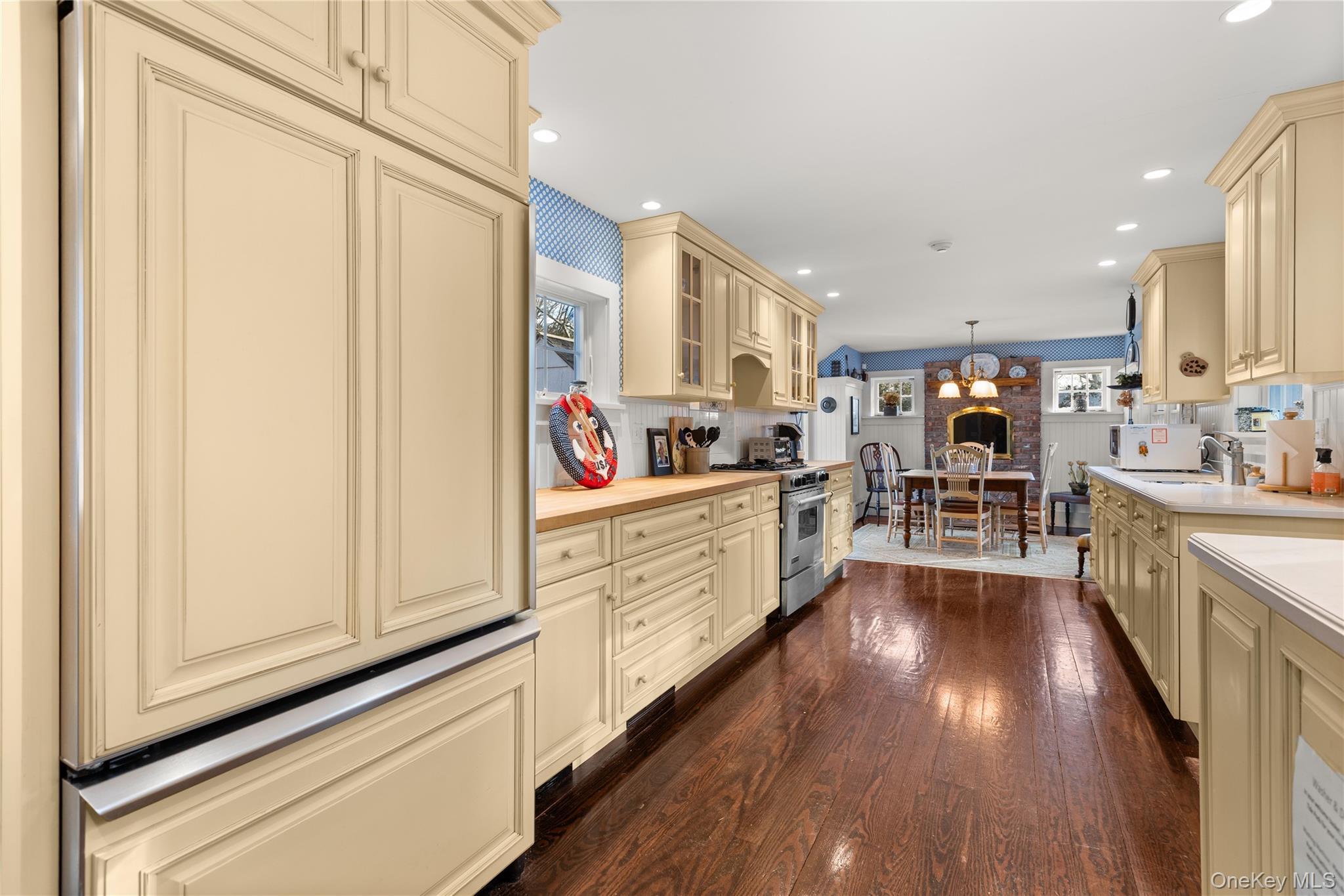 Single Family Pine Neck Road Suffolk County, NY 11971, MLS-951805-4