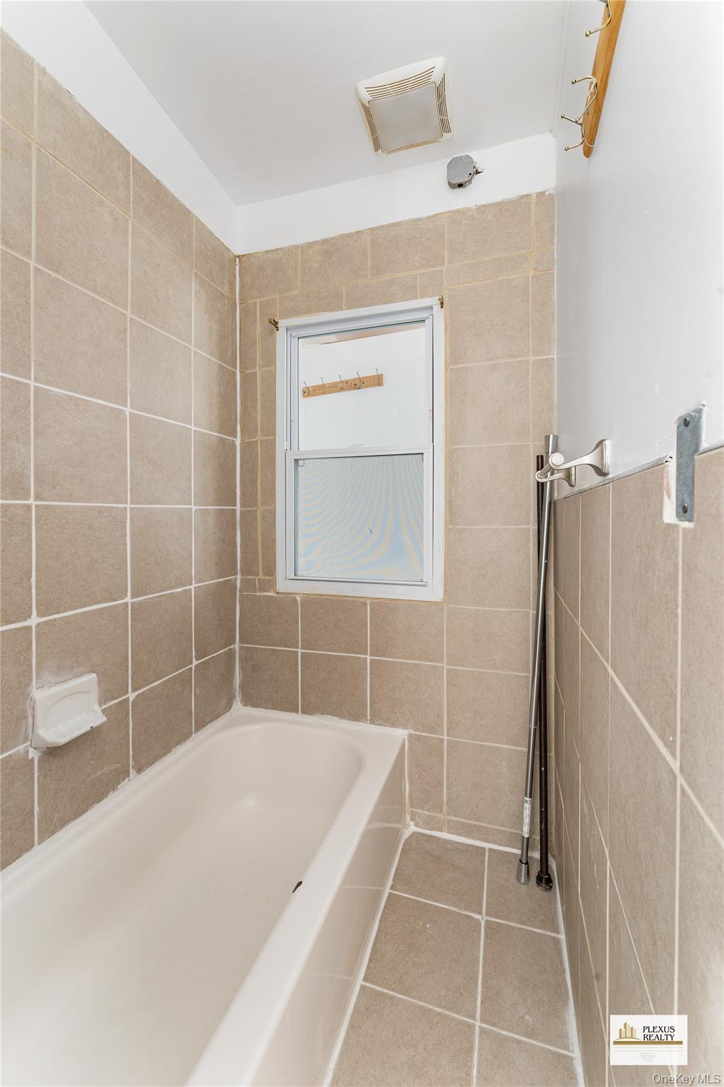 Single Family 35th  Brooklyn, NY 11210, MLS-951816-19