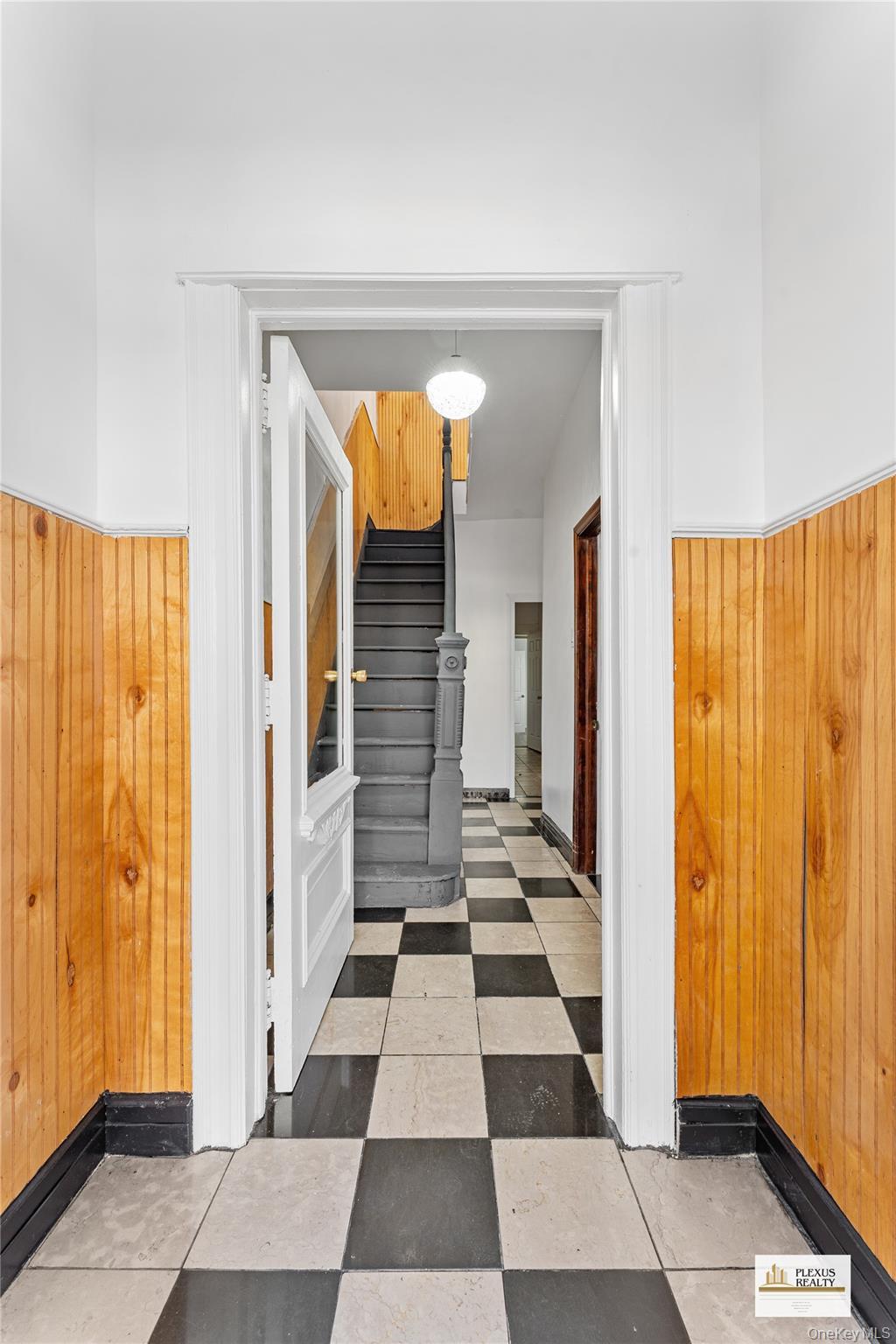 Single Family 35th  Brooklyn, NY 11210, MLS-951816-20