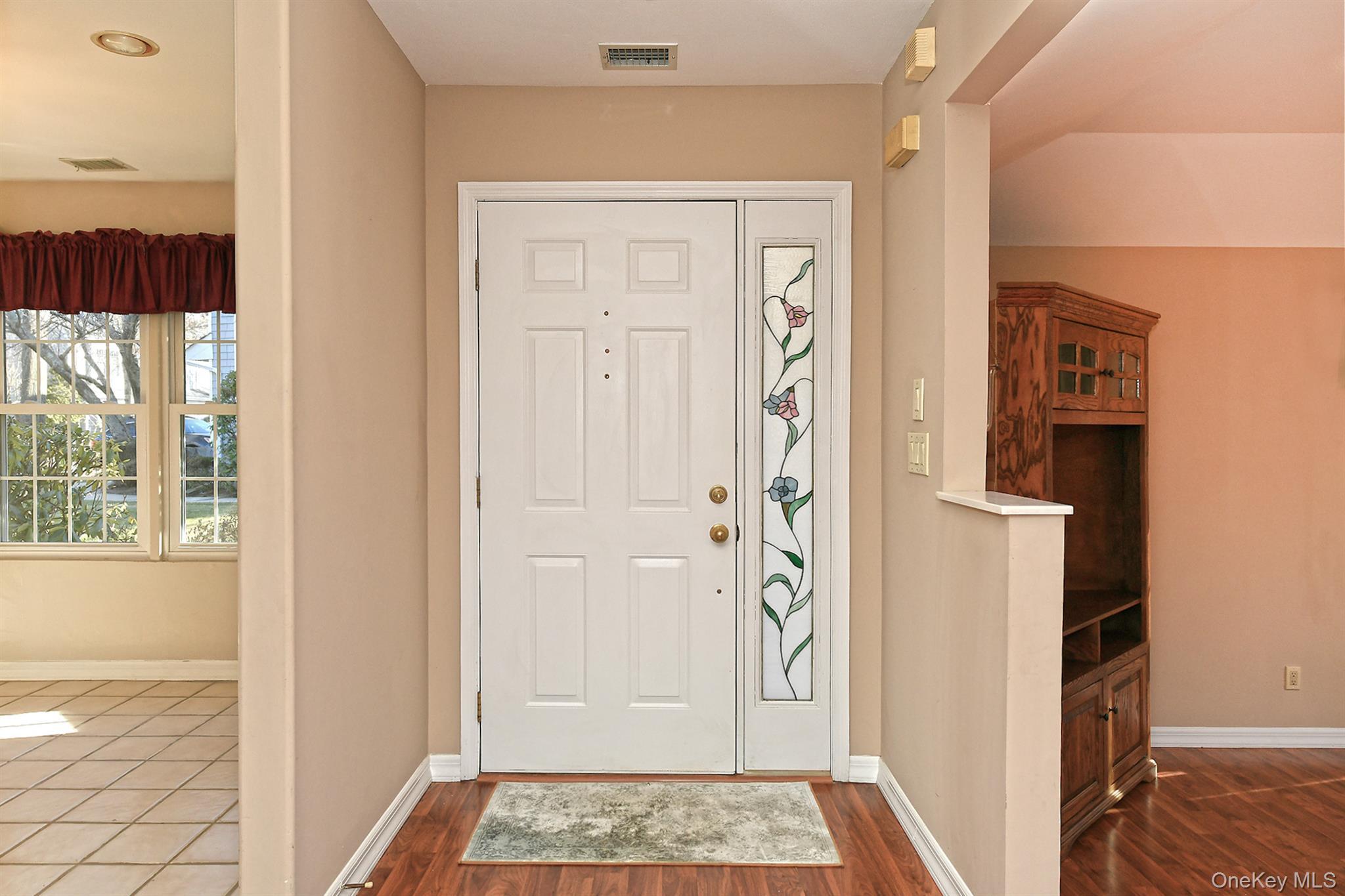 Condo Lakebridge  Suffolk County, NY 11754, MLS-951819-9