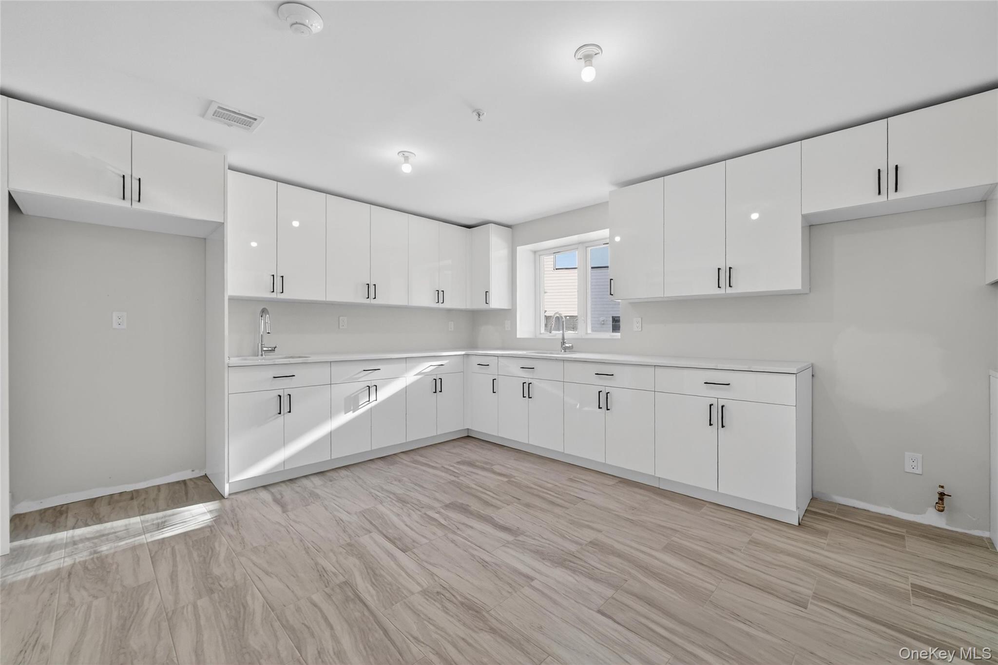 Condo Cole  Rockland County, NY 10977, MLS-951821-42