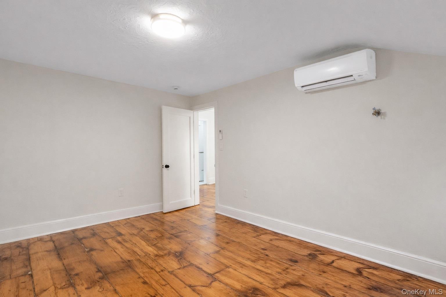 Single Family Chambers  Orange County, NY 12550, MLS-951835-29