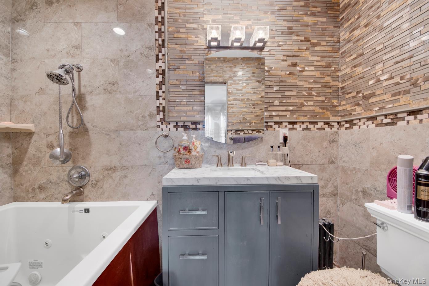 Single Family Pierce  Bronx, NY 10461, MLS-951843-15