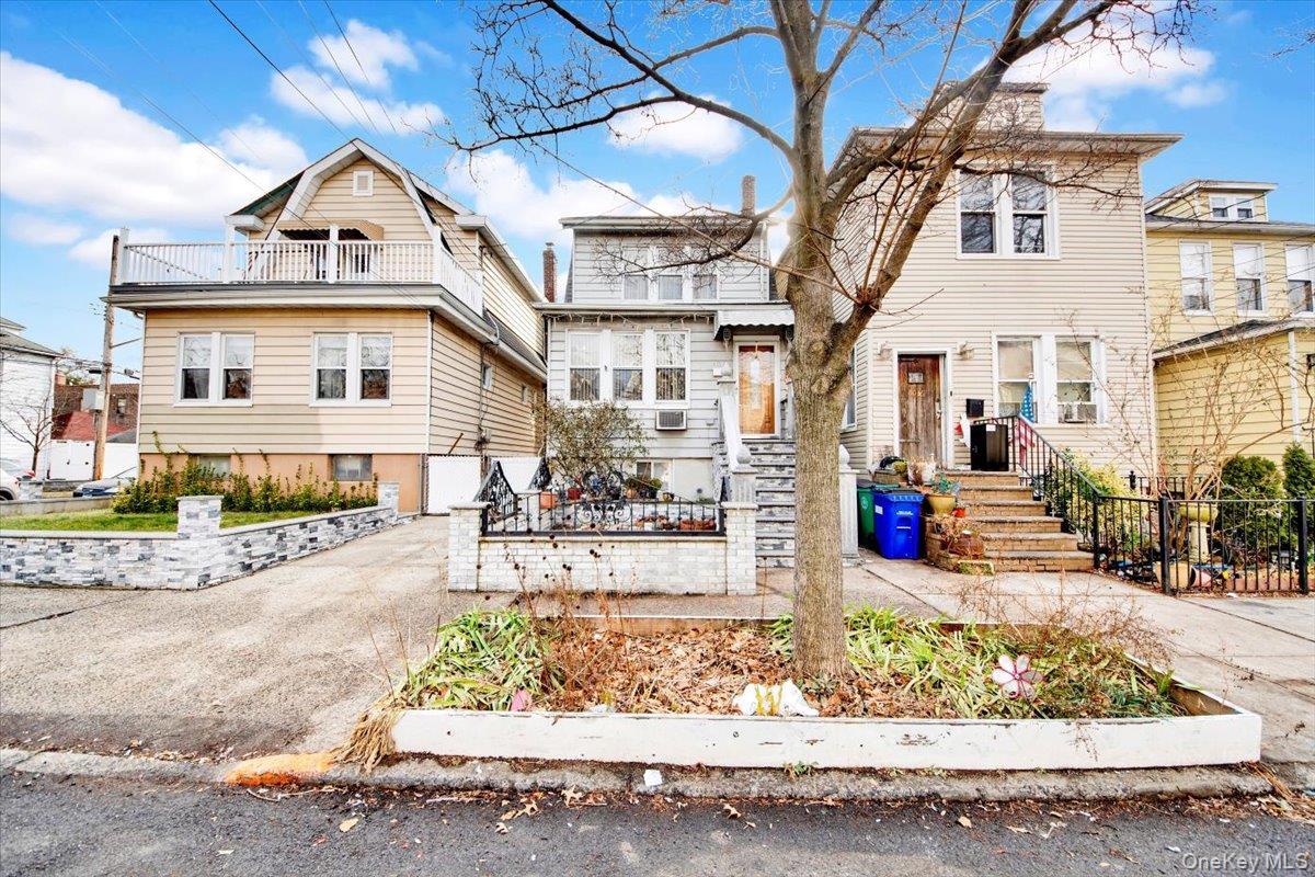 Single Family Pierce  Bronx, NY 10461, MLS-951843-2