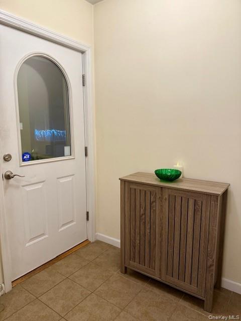 Single Family 6th Queens, NY 11693, MLS-951881-12