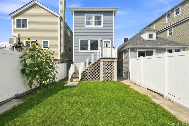 Single Family E 6th Road Queens, NY 11693, MLS-951881-25