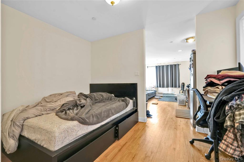 Single Family 60th  Queens, NY 11379, MLS-951887-11