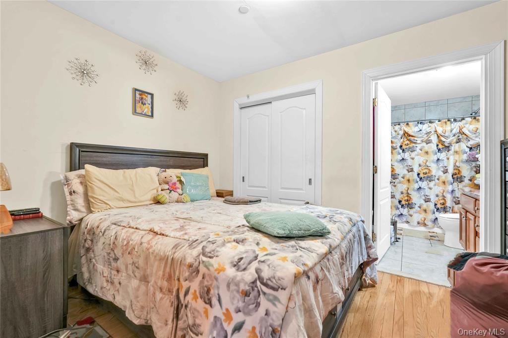 Single Family 60th  Queens, NY 11379, MLS-951887-16