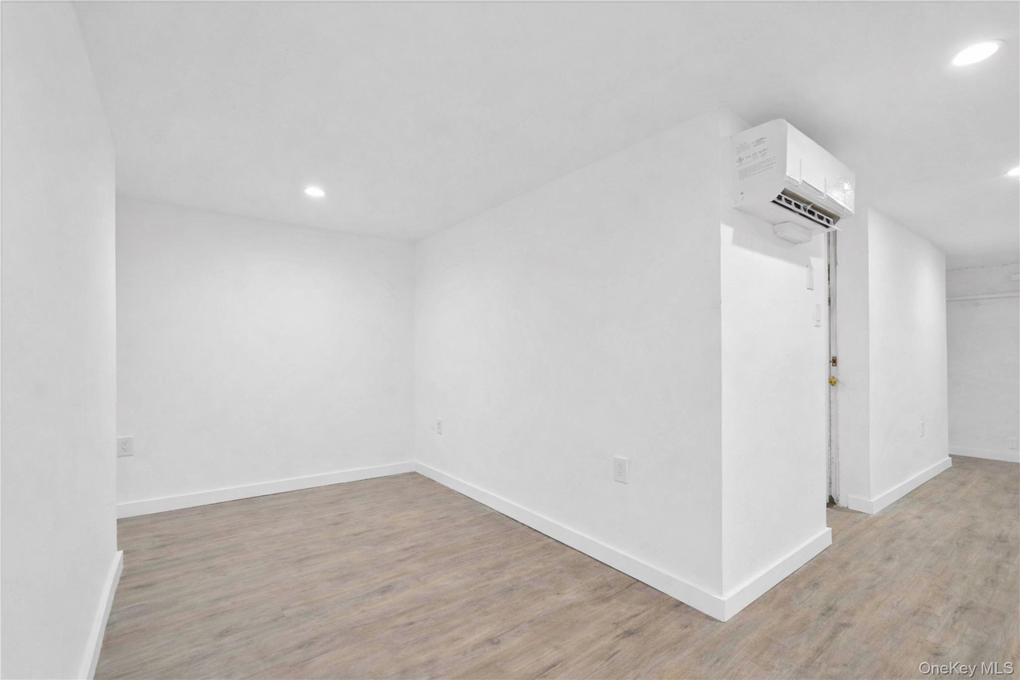 Single Family 159th  Queens, NY 11434, MLS-951889-20