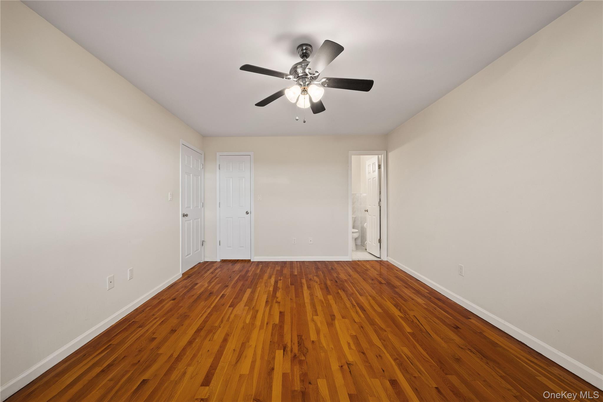 Condo Pennyfield Ave  Bronx, NY 10465, MLS-951891-18
