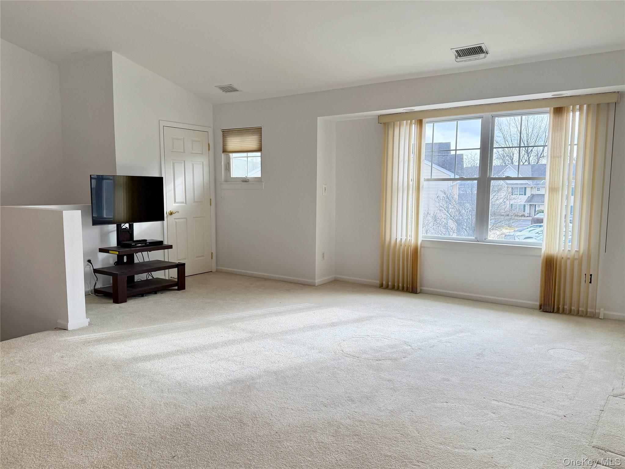 Condo Morley  Suffolk County, NY 11747, MLS-951893-4