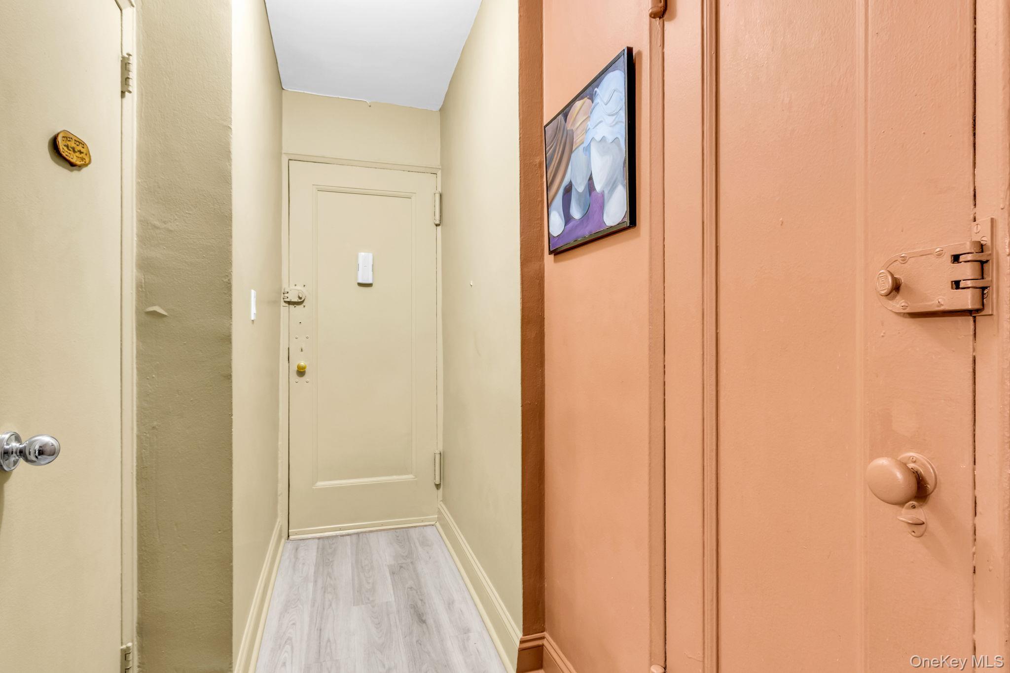 Coop Johnson Bronx, NY 10463, MLS-951901-26